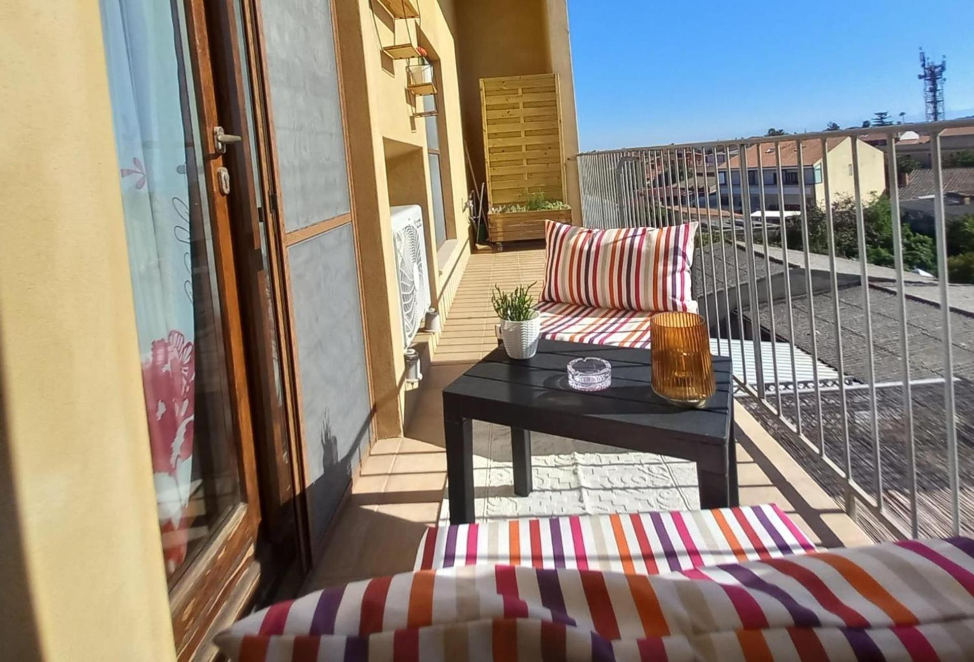 Casa Vacanze Di Alex Cabras Exterior foto